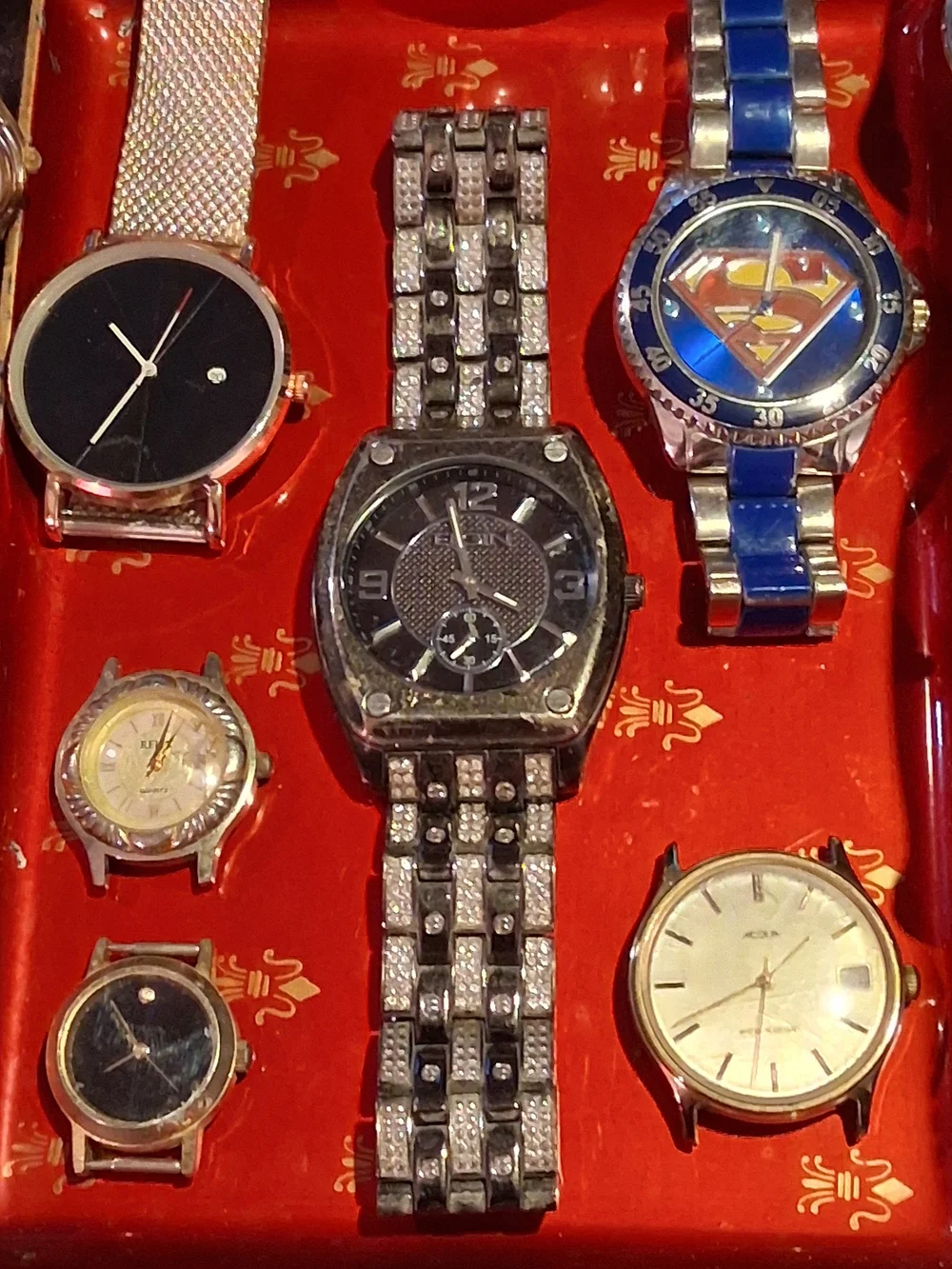Mixed Lot of Wrist Watches - Assorted Colors - Picture 3 of 6